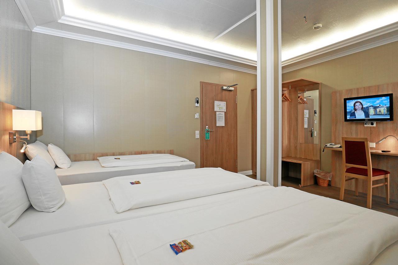 Hotel Danner ไรน์เฟลเดิน ภายนอก รูปภาพ